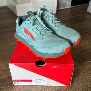 WORN ONCE - Altra Women's Lone Peak 6 Trail Running Shoe Sz 8.5